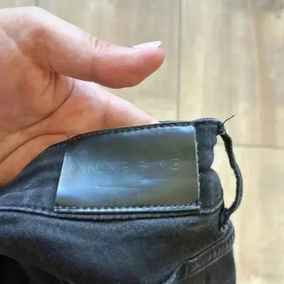 Anine Bing Distressed Knee Skinny Jeans in Washed Black Sz 27 - Picture 9 of 9